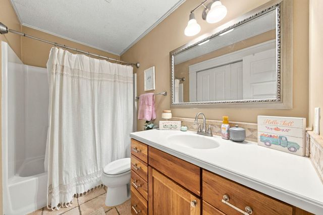 6625 Harlan Drive, Eden Prairie, MN 55346