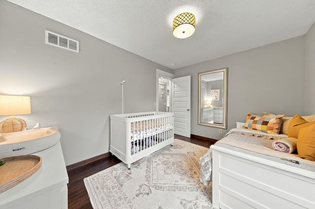 6625 Harlan Drive, Eden Prairie, MN 55346