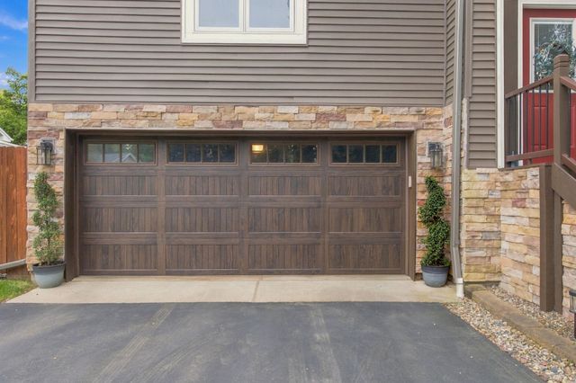 6625 Harlan Drive, Eden Prairie, MN 55346