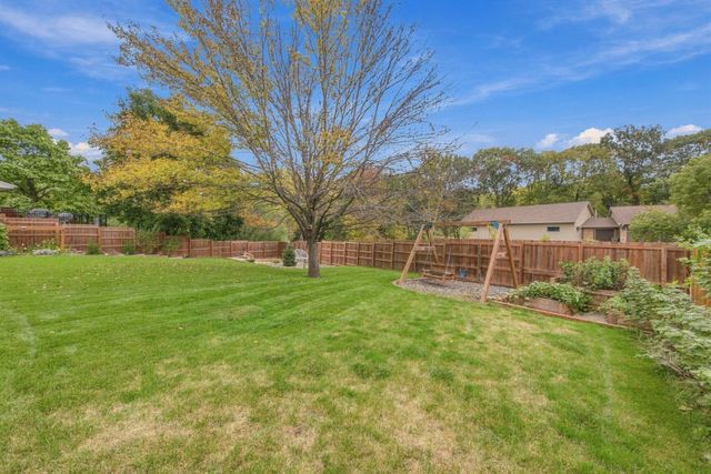 6625 Harlan Drive, Eden Prairie, MN 55346