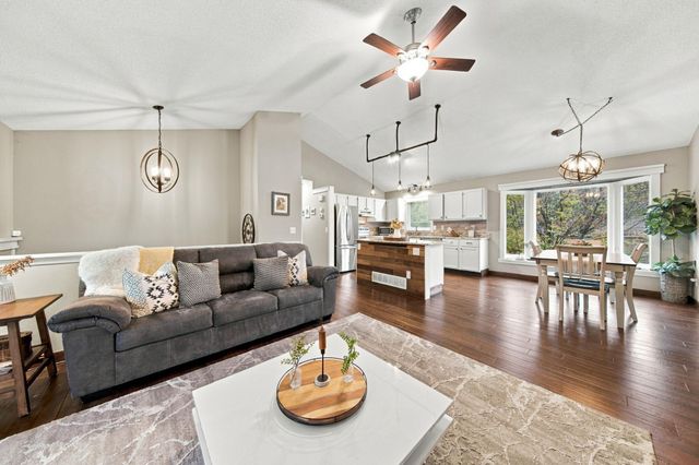 6625 Harlan Drive, Eden Prairie, MN 55346