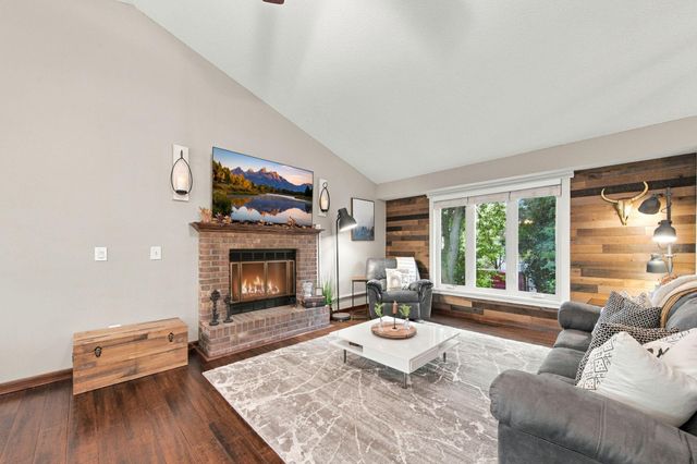 6625 Harlan Drive, Eden Prairie, MN 55346