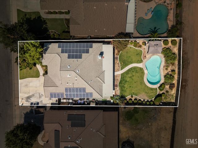 5900 Latina Drive, Bakersfield, CA 93308