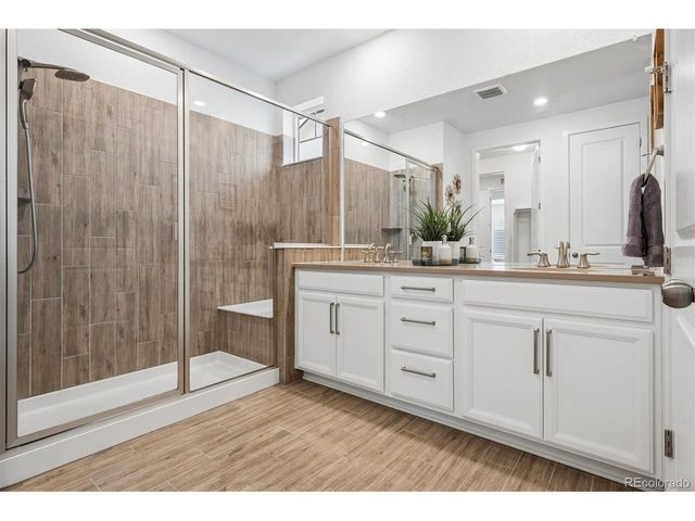 8681 S Riviera Ct, Aurora, CO 80016