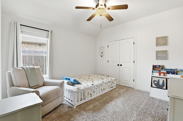 3205 Greenway Drive, Burleson, TX 76028