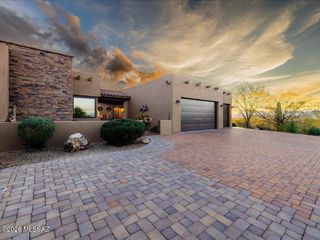 80 N Stronghold Place, Sahuarita, AZ 85629