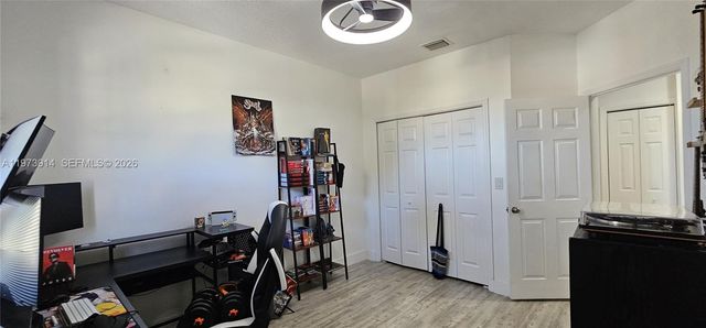 2150 NW 100th Avenue, Pembroke Pines, FL 33024