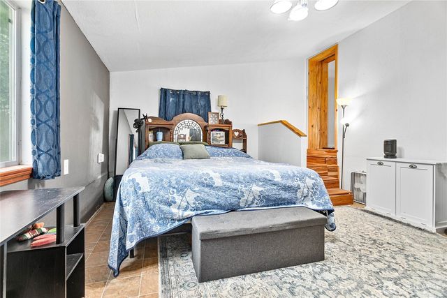 172 Sprague Valley Drive, Maple Falls, WA 98266