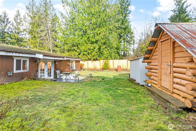 172 Sprague Valley Drive, Maple Falls, WA 98266