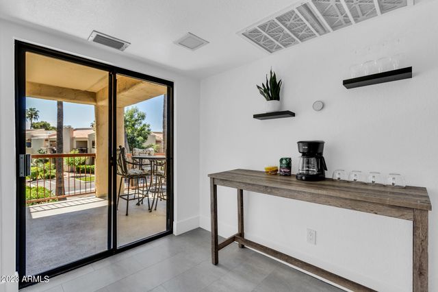 9270 E Mission Lane 219, Scottsdale, AZ 85258