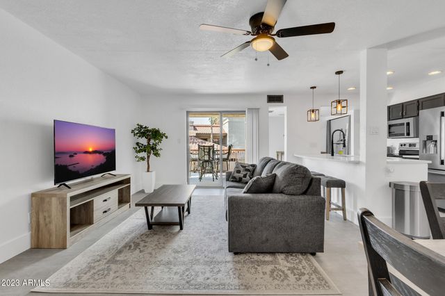 9270 E Mission Lane 219, Scottsdale, AZ 85258