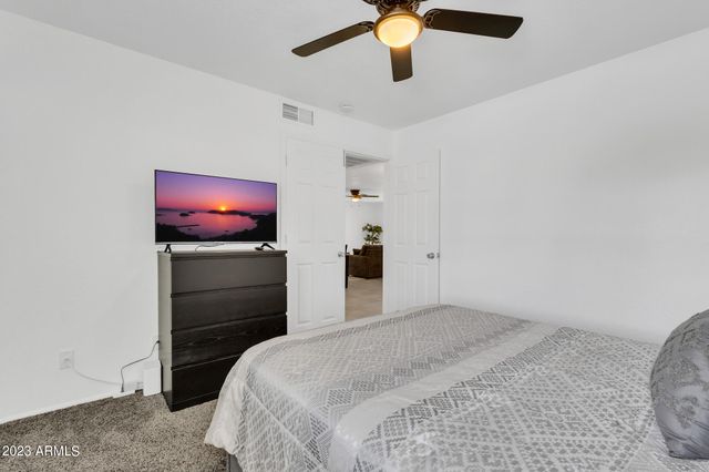 9270 E Mission Lane 219, Scottsdale, AZ 85258