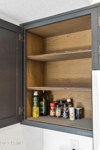 9270 E Mission Lane 219, Scottsdale, AZ 85258