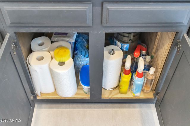 9270 E Mission Lane 219, Scottsdale, AZ 85258