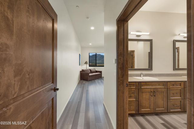 10875 N Poinsettia Drive, Tucson, AZ 85737