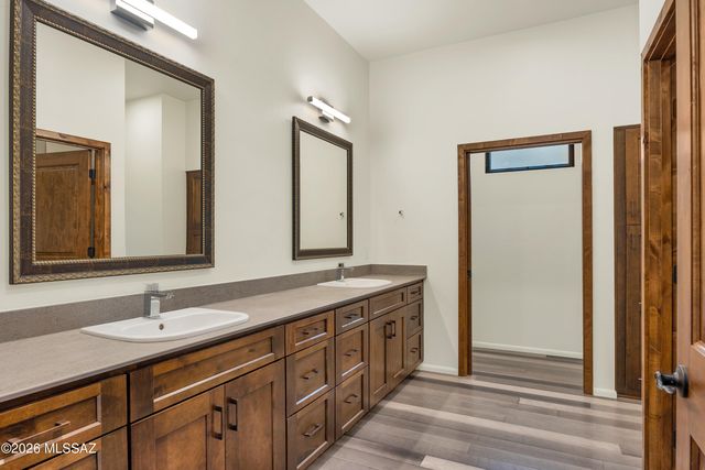 10875 N Poinsettia Drive, Tucson, AZ 85737