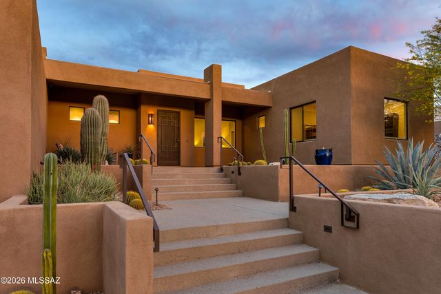 10875 N Poinsettia Drive, Tucson, AZ 85737