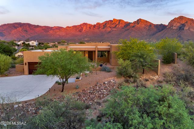 10875 N Poinsettia Drive, Tucson, AZ 85737