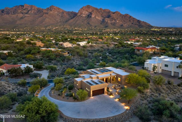 10875 N Poinsettia Drive, Tucson, AZ 85737