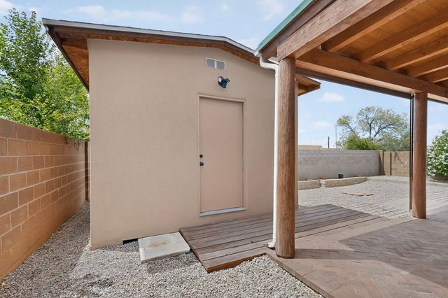 1518 Calle Angelina, Santa Fe, NM 87507