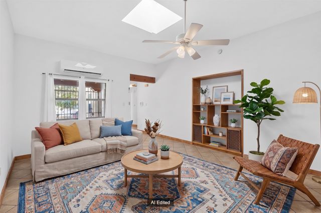 1518 Calle Angelina, Santa Fe, NM 87507