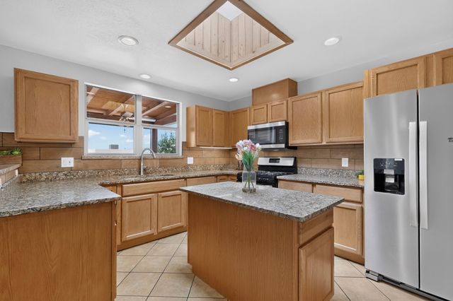 1518 Calle Angelina, Santa Fe, NM 87507
