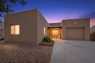 1518 Calle Angelina, Santa Fe, NM 87507