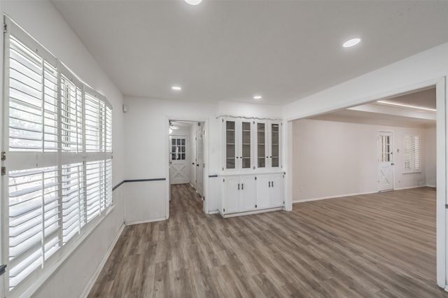 1718 Timbers Drive, Irving, TX 75061