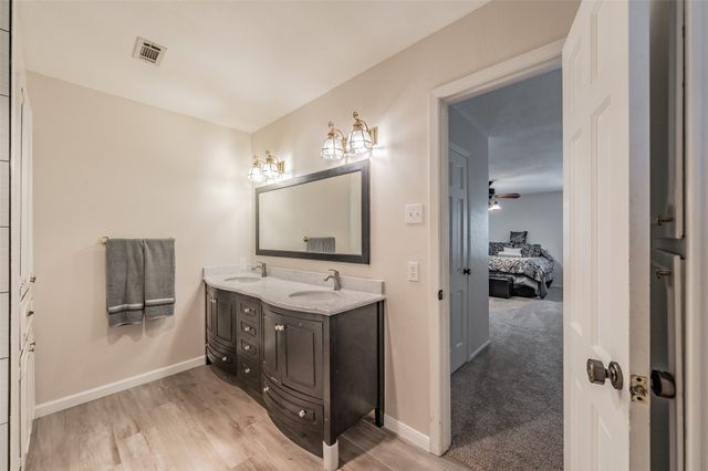 1718 Timbers Drive, Irving, TX 75061