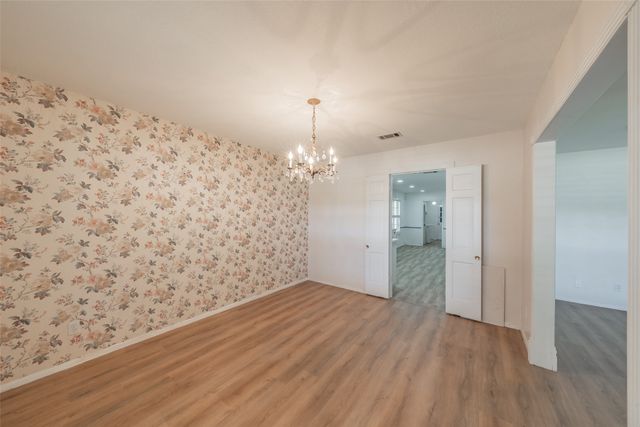 1718 Timbers Drive, Irving, TX 75061