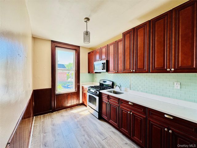 6008 78th Avenue 2, Glendale, NY 11385