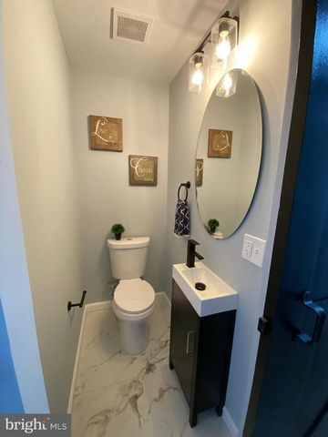 182 COVINGTON LN, West Deptford, NJ 08096