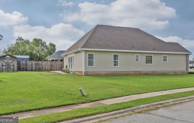 406 Sundowner Drive, Bonaire, GA 31005