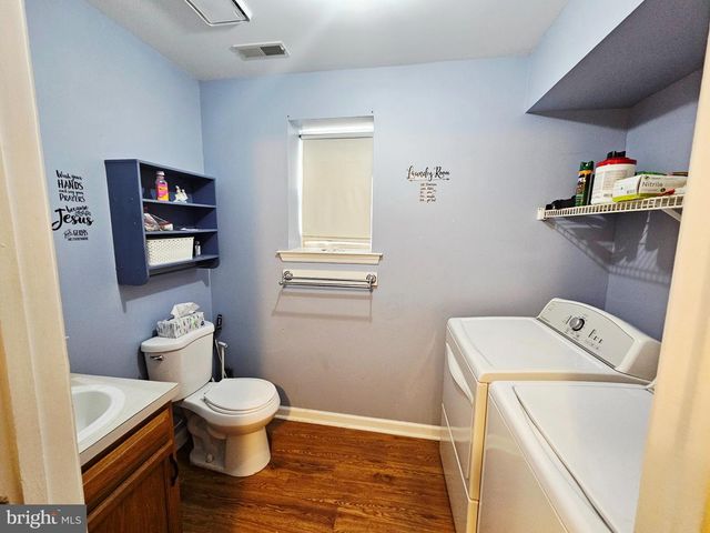 1008 BROWN LN, Clayton, NJ 08312