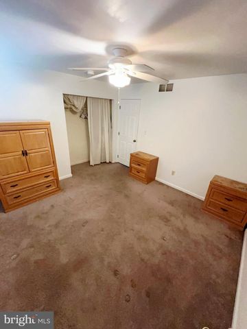 1008 BROWN LN, Clayton, NJ 08312