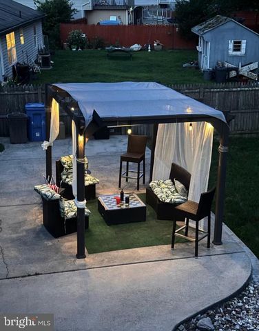 1008 BROWN LN, Clayton, NJ 08312