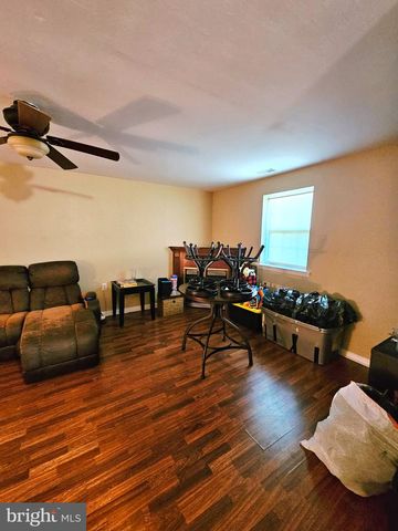 1008 BROWN LN, Clayton, NJ 08312