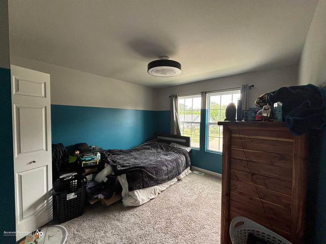 927 Village Drive, Davison, MI 48423