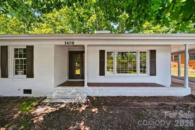 1409 Woodberry Road, Charlotte, NC 28212