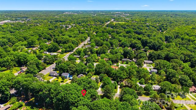 1409 Woodberry Road, Charlotte, NC 28212