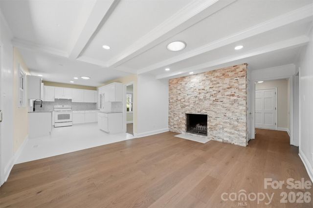 1409 Woodberry Road, Charlotte, NC 28212