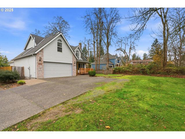 16705 Se KINGSRIDGE Ct, Milwaukie, OR 97267