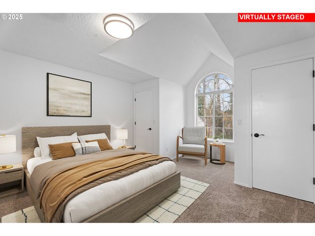 16705 Se KINGSRIDGE Ct, Milwaukie, OR 97267