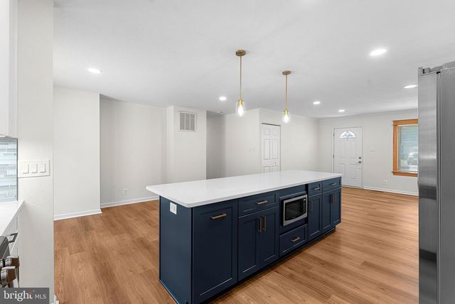 607 S ALDER AVE S, Sterling, VA 20164