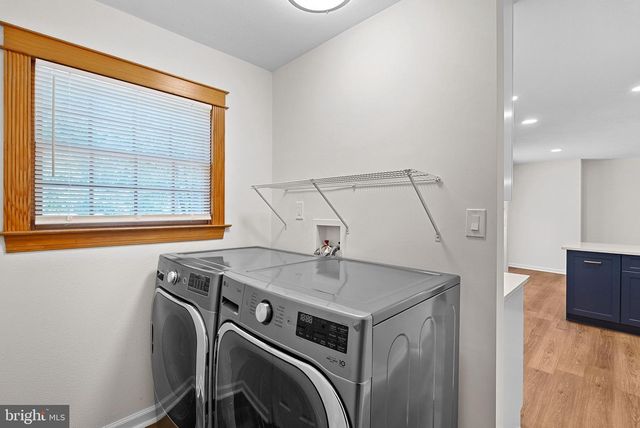 607 S ALDER AVE S, Sterling, VA 20164