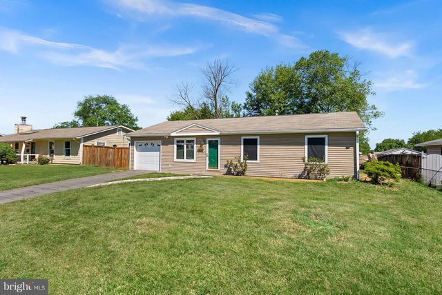 607 S ALDER AVE S, Sterling, VA 20164