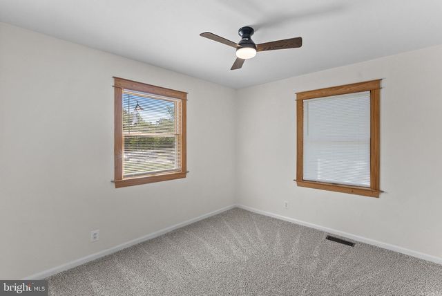 607 S ALDER AVE S, Sterling, VA 20164