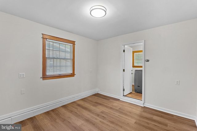 607 S ALDER AVE S, Sterling, VA 20164