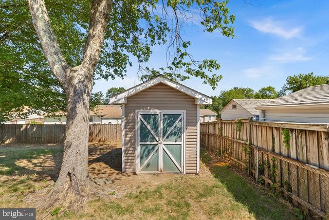 607 S ALDER AVE S, Sterling, VA 20164