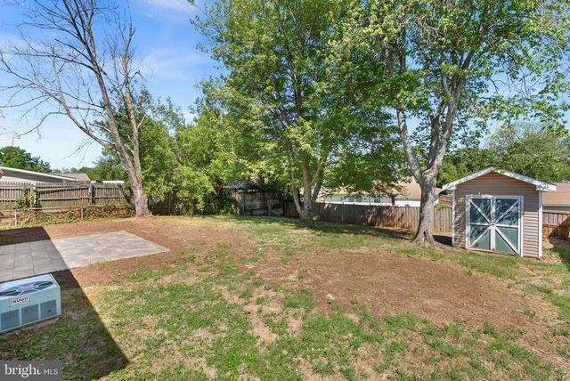 607 S ALDER AVE S, Sterling, VA 20164